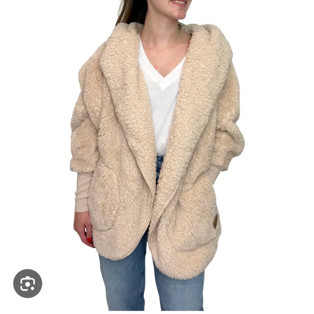 Nordic Beach fluffy frappe wrap NWT Sz petite small